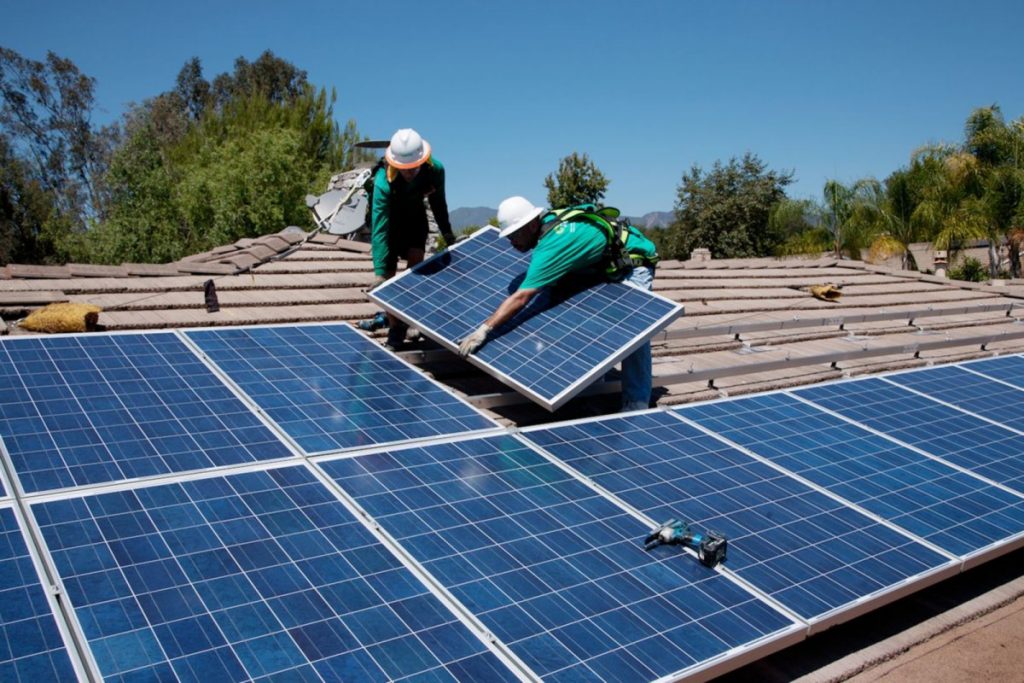 How Do Photovoltaic Systems Work in Homes?
